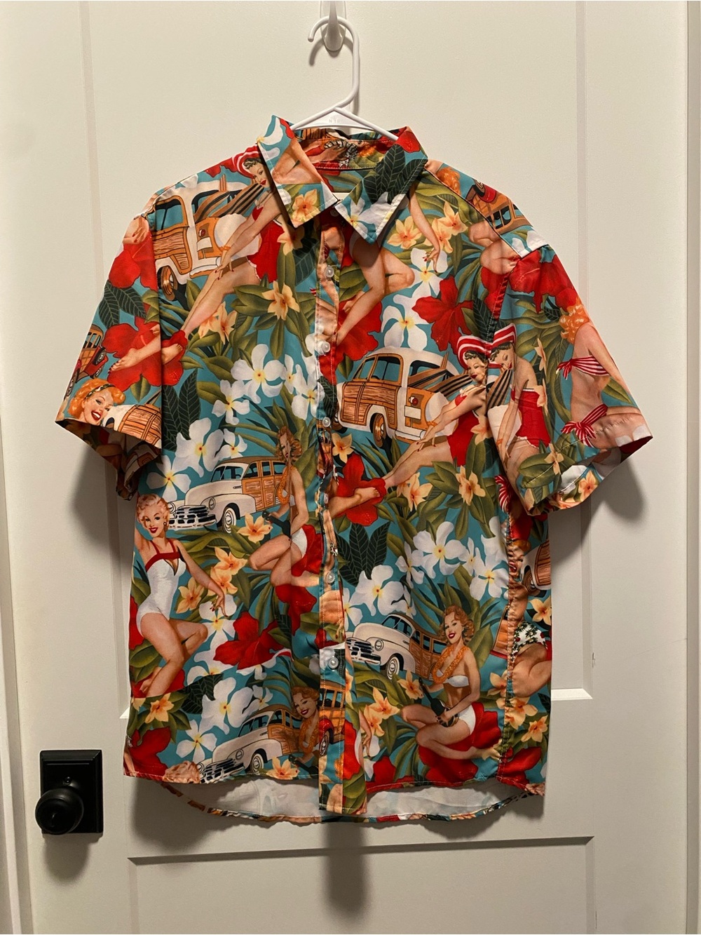 NWOT Men’s Tropical Pin-Up Short-Sleeve Shirt - Multicolor